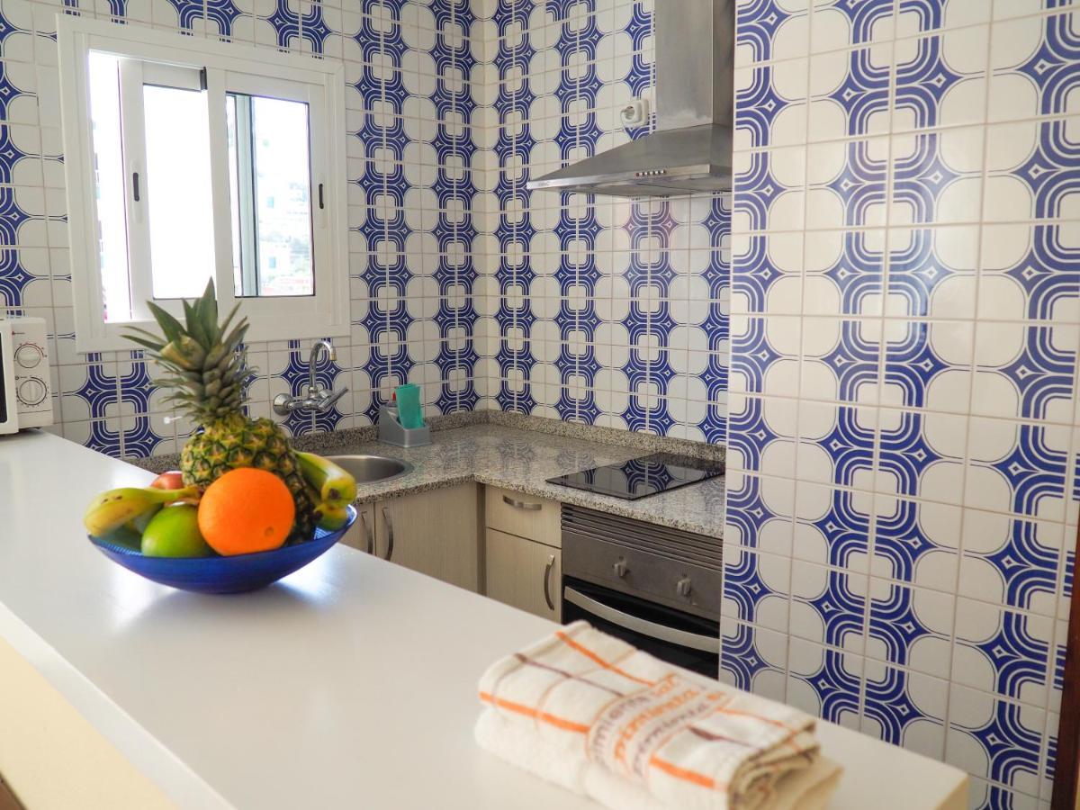 Apartamentos Cala Llonga Exteriör bild